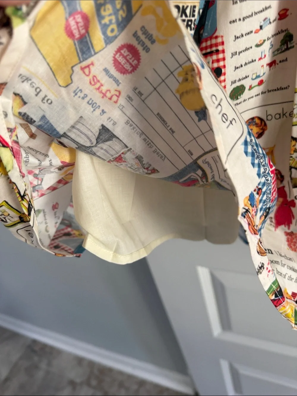 Retro Print A-Line Skirt in Cream with Multi-Color Vintage Ads size small - Picture 8 of 9